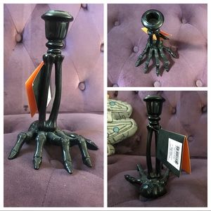 skelly candleholder (just the one)